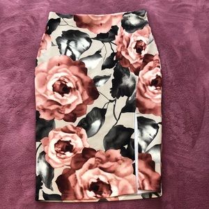 Beautiful floral midi skirt